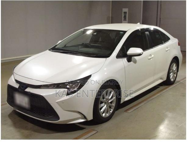 Toyota Corolla 2021 White