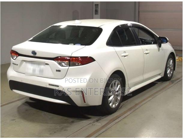Toyota Corolla 2021 White