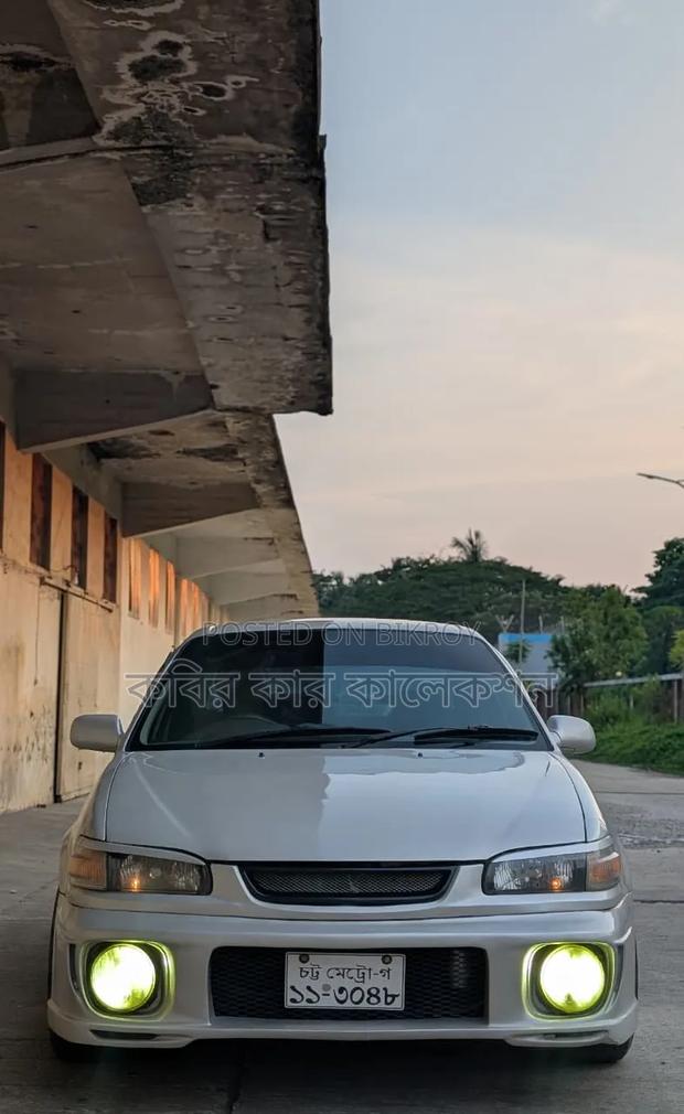 Toyota Corolla 1995 Silver