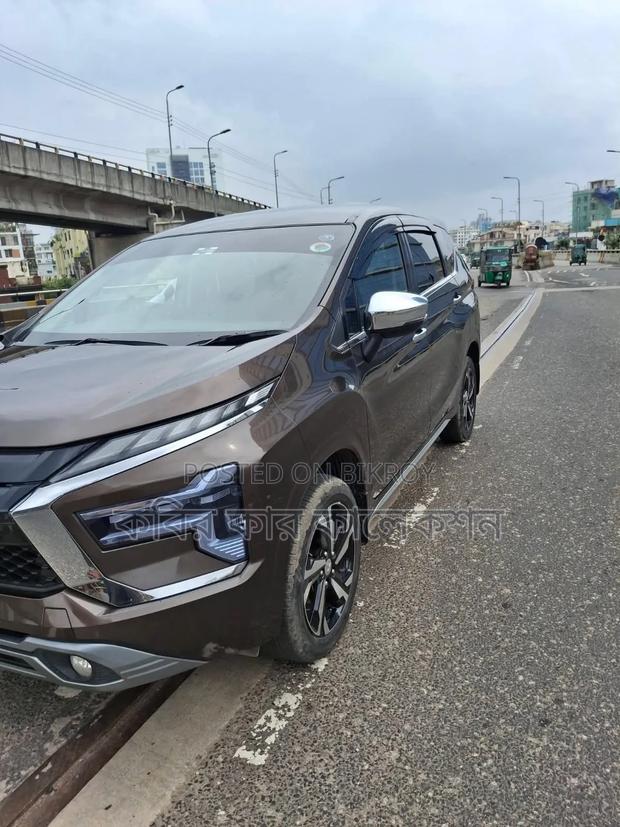 Mitsubishi Xpander 2022 Gray