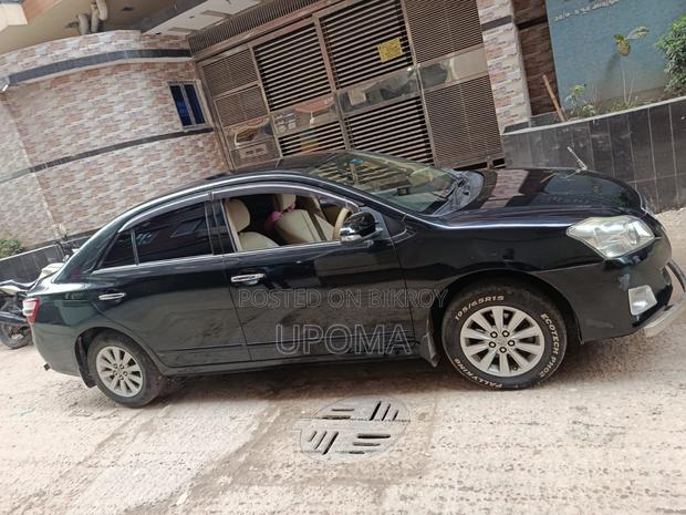 Toyota Premio 2015 Black