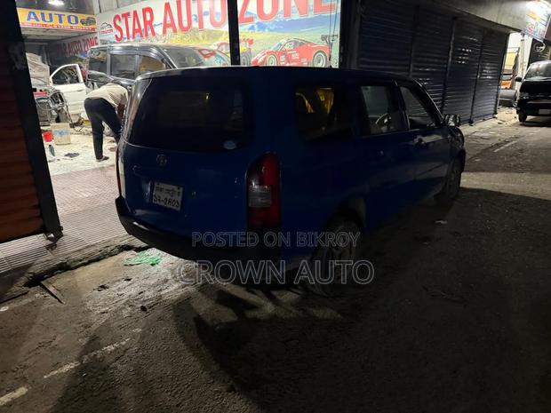 Toyota Probox 2004 Blue