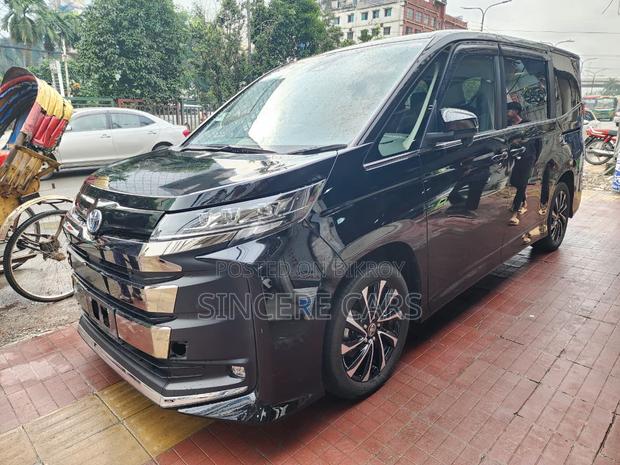 Toyota Noah 2023 Black