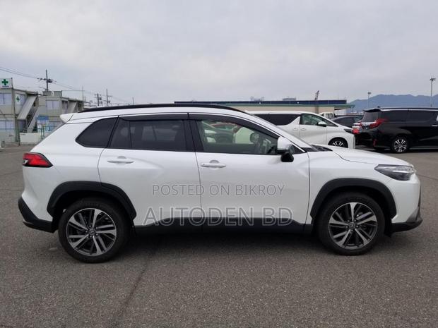 Toyota Corolla Cross 2024 Pearl