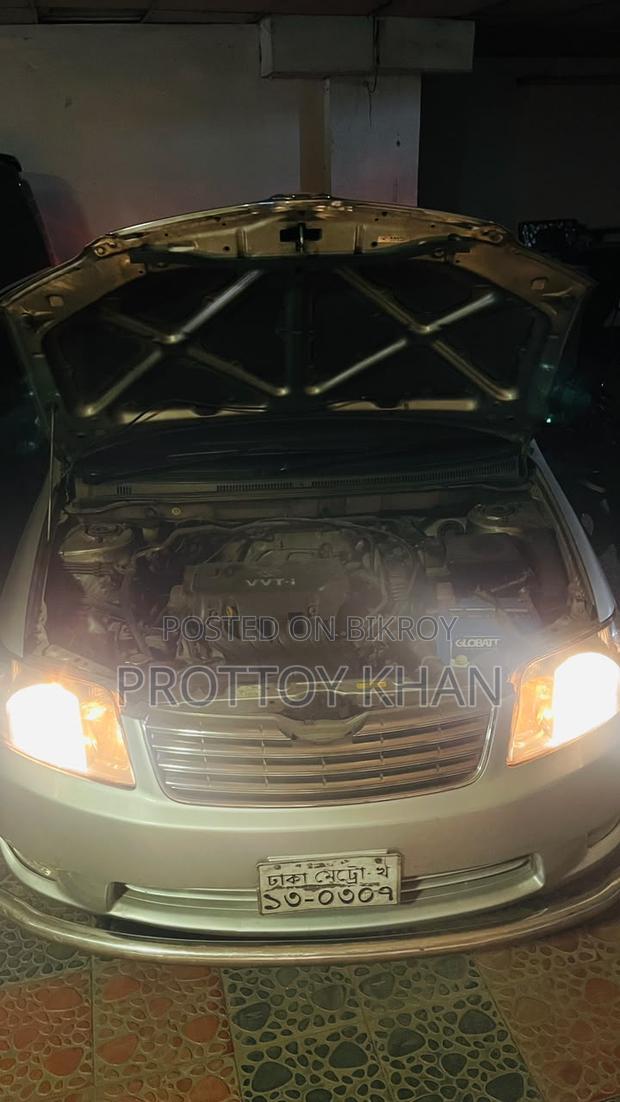Toyota Corolla Sedan 2005 Silver