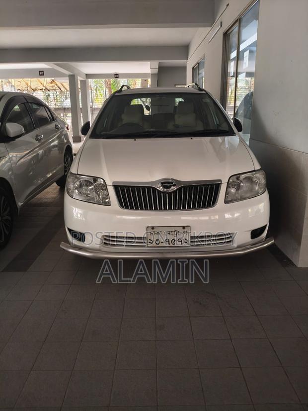 Toyota Corolla 2005 White