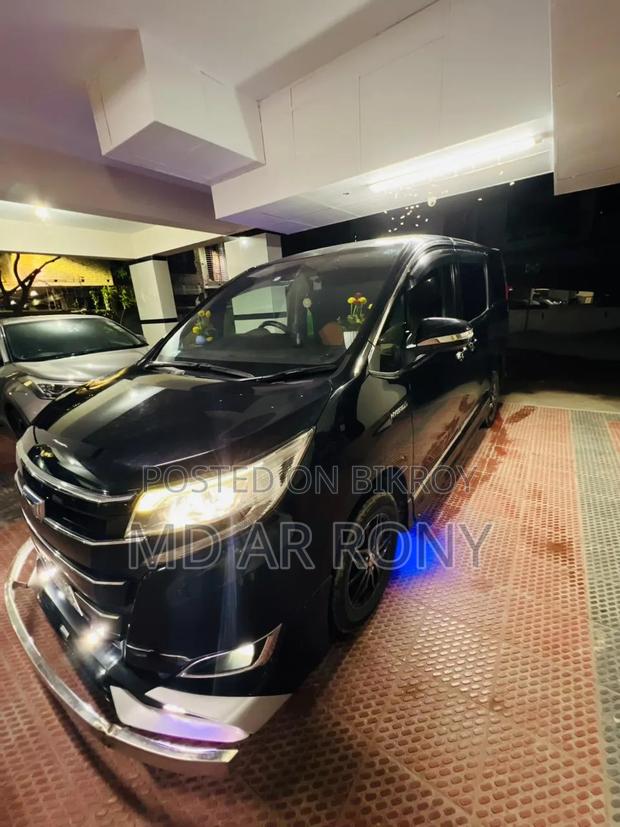 Toyota Noah 2024 Black