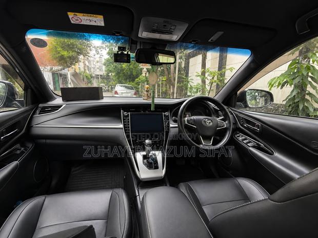 Toyota Harrier Hybrid Premium 2018 Black