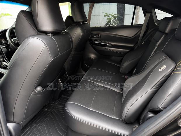 Toyota Harrier Hybrid Premium 2018 Black