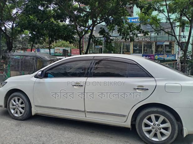Toyota Premio 2019 Pearl