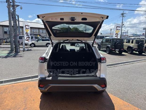 Toyota Corolla Cross 2021 Pearl