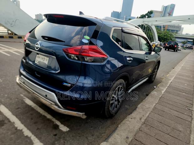 Nissan X-Trail 2016 Blue
