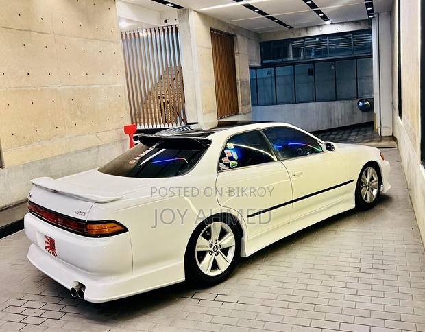 Toyota Mark II 2.0 (X90) 1994 White