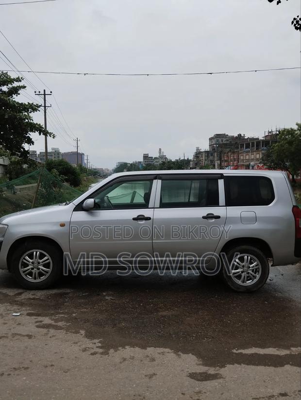 Toyota Probox 2011 Silver