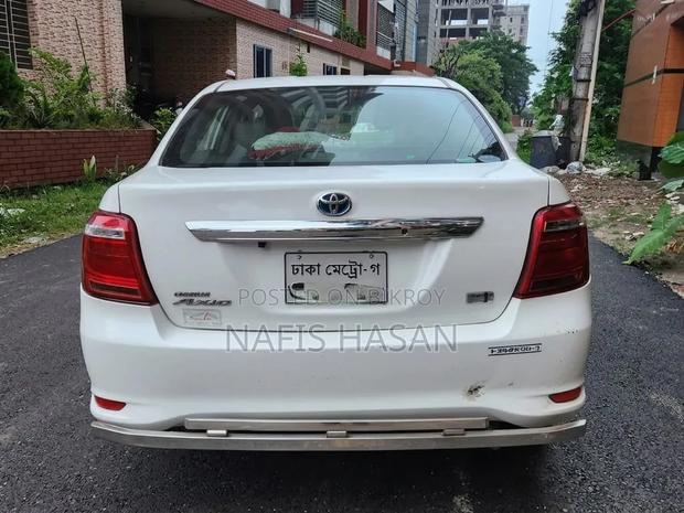 Toyota Axio 2017 White