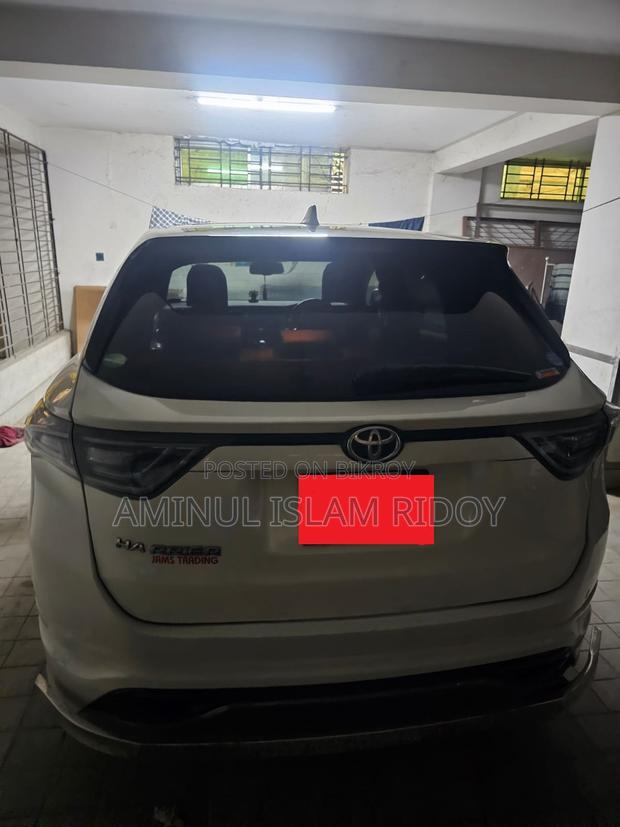 Toyota Harrier 2.0 2014 Pearl