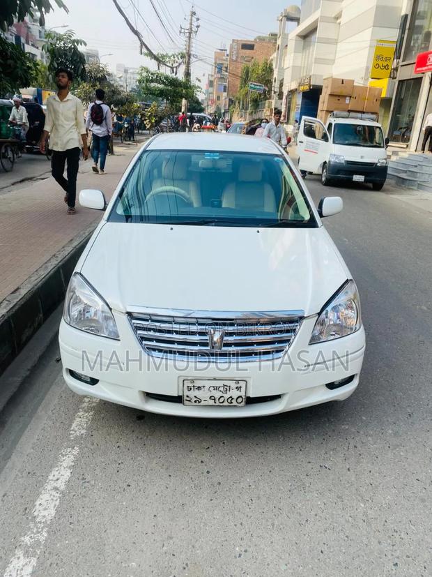 Toyota Premio 2005 White