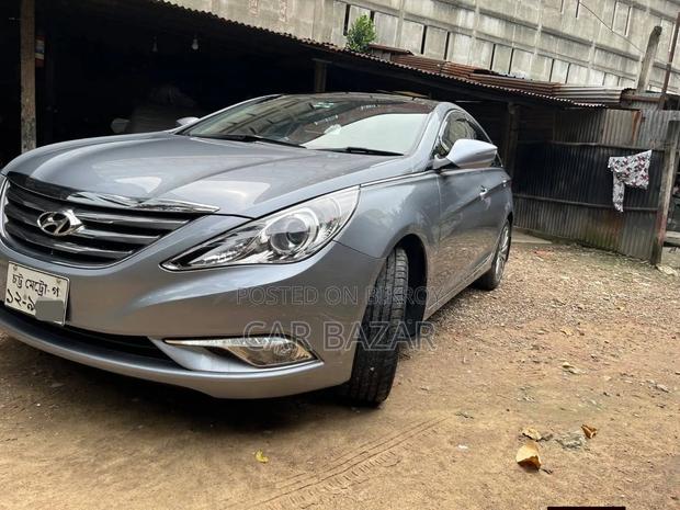 Hyundai Sonata Limited 4dr Sedan (2.0L 4cyl Turbo 6A) 2014 Gray
