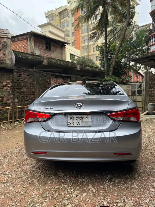 Hyundai Sonata Limited 4dr Sedan (2.0L 4cyl Turbo 6A) 2014 Gray