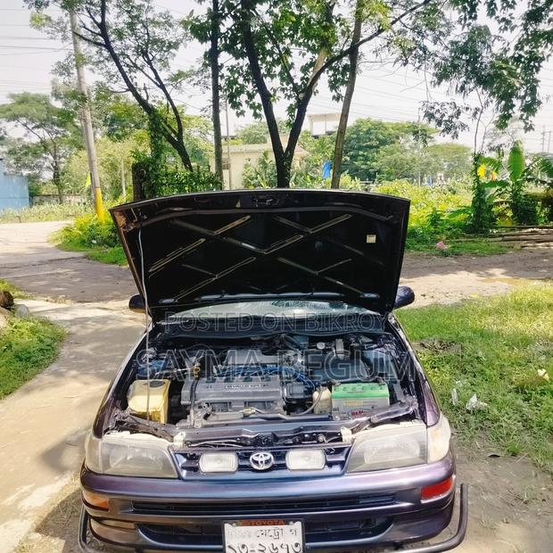 Toyota Corolla 1999 Gray