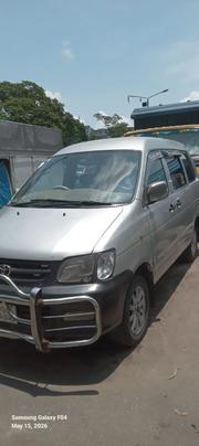 Toyota Noah 2001 Silver for sale