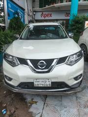 Nissan X-Trail 2015 White for sale