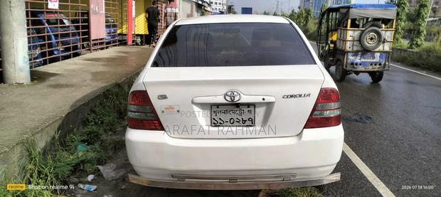 Toyota Corolla 2004 White