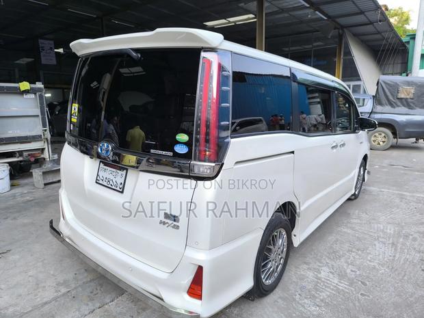 Toyota Noah 2019 Pearl