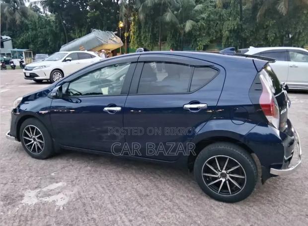 Toyota Aqua 2017 Blue