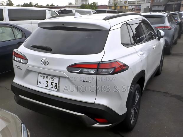 Toyota Corolla Cross 2024 Pearl