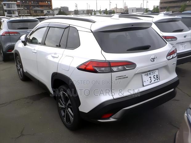 Toyota Corolla Cross 2024 Pearl