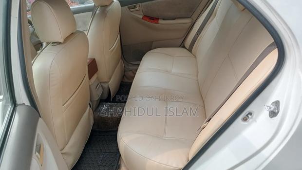 Toyota Corolla 2004 White