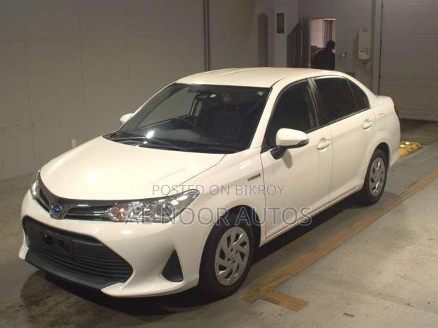 Toyota Axio 2021 White