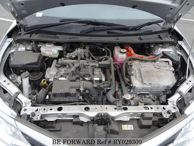 Toyota Corolla Fielder 2021 Silver