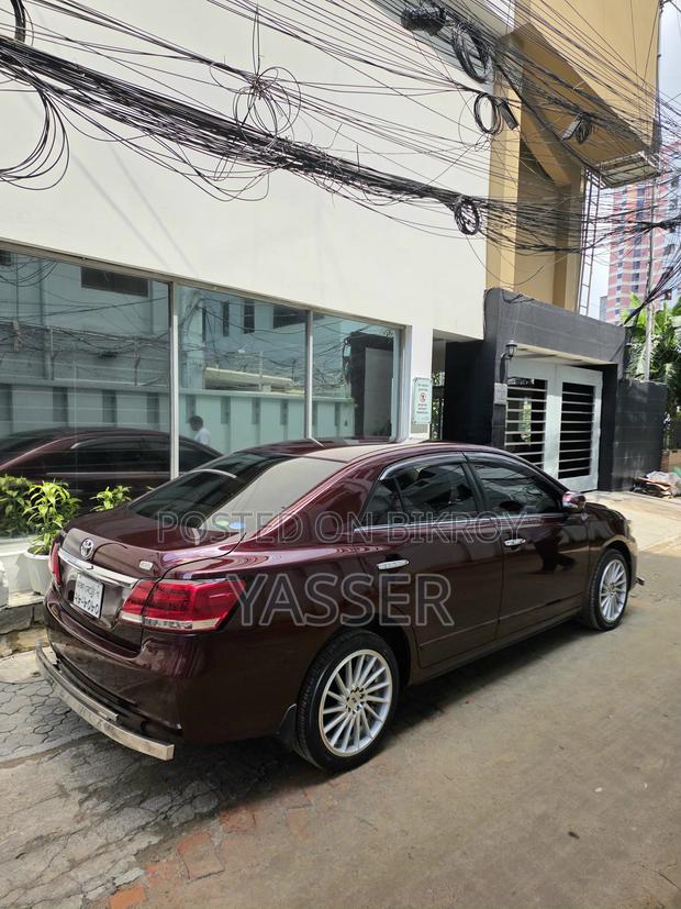 New Toyota Premio 1.5 FWD 2016 Maroon