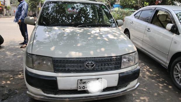 Toyota Probox 2004 White