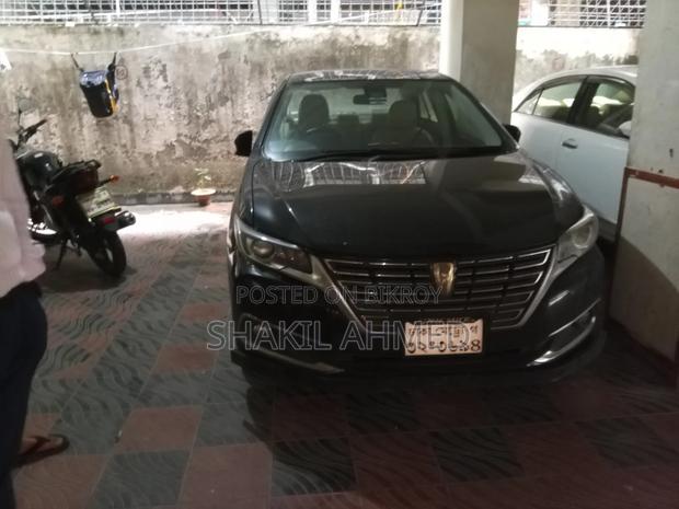 Toyota Premio 2016 Black