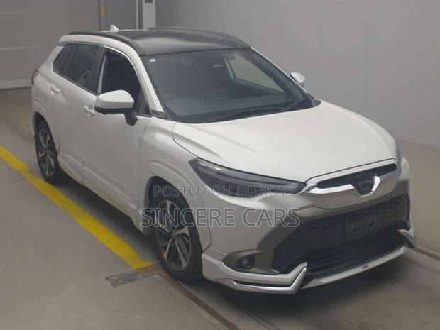 Toyota Corolla Cross 2024 Pearl
