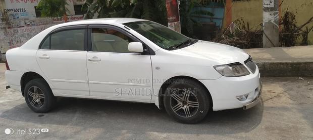 Toyota Corolla 2004 White