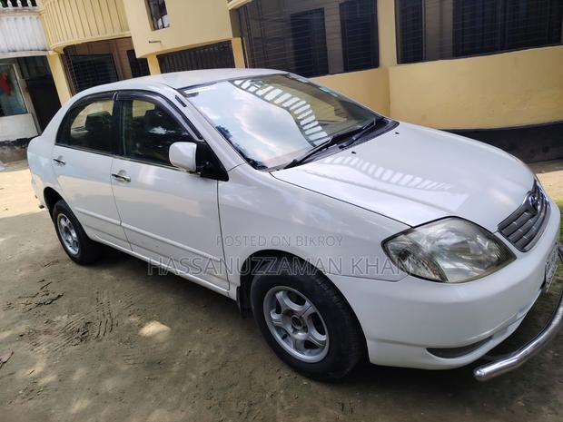 Toyota Corolla 2002 Pearl