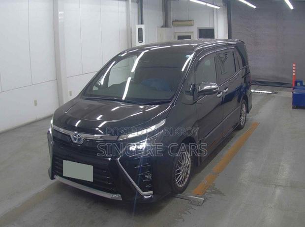 Toyota Voxy 2021 Black