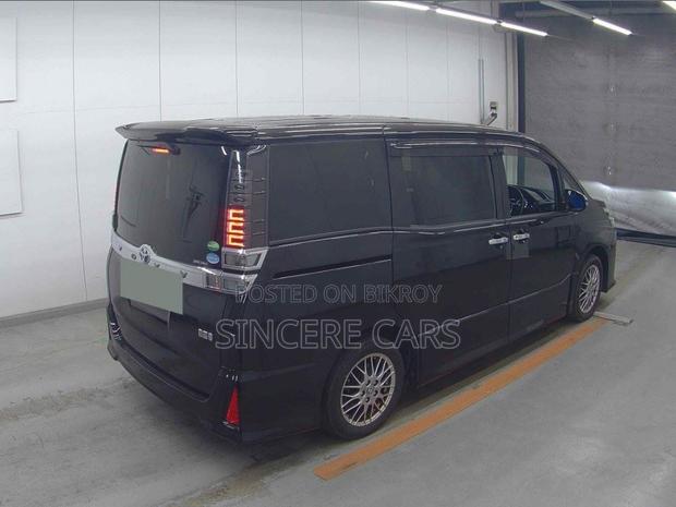 Toyota Voxy 2021 Black