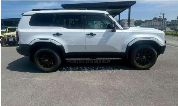 Toyota Land Cruiser 2024 Pearl