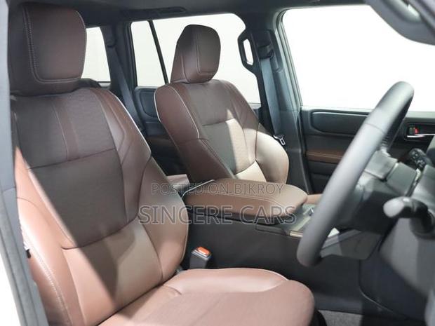 Toyota Land Cruiser 2024 Pearl