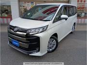 Toyota Noah 2022 Pearl for sale