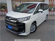 Toyota Noah 2022 Pearl for sale