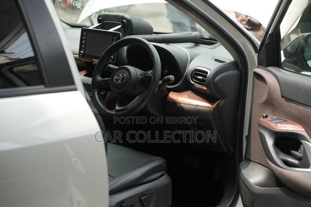 Toyota Corolla 2021 Pearl