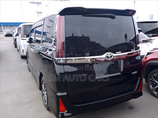 Toyota Noah 2.0 FWD (7 Seater) 2021 Black