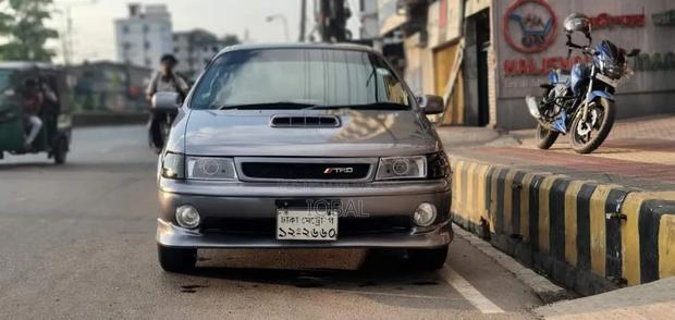 Toyota Corolla II 1997 Gray