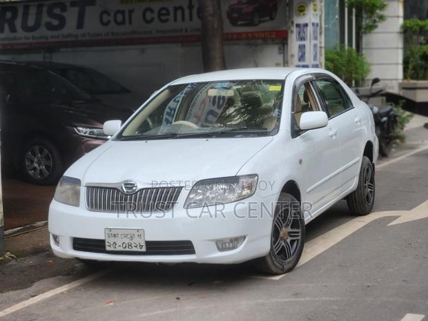 Toyota Corolla 2006 White